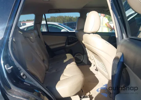 2010 Toyota Rav4 Limited V6 z USA, uszkodzony, nr VIN 2T3DK4DV4AW032598